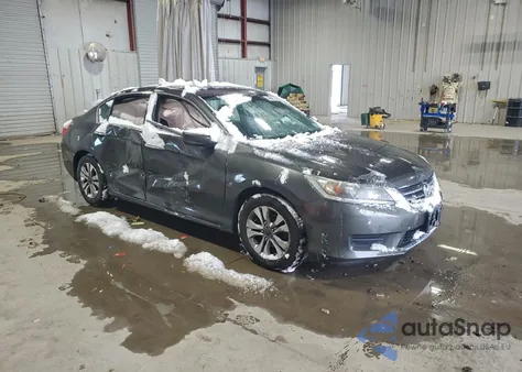 2013 Honda Accord Lx z USA, uszkodzony, nr VIN 1HGCR2F3XDA225527